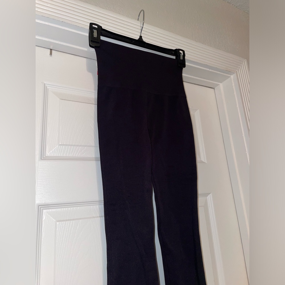 Spanx Look At Me Now Legging - Picture 6 of 12
